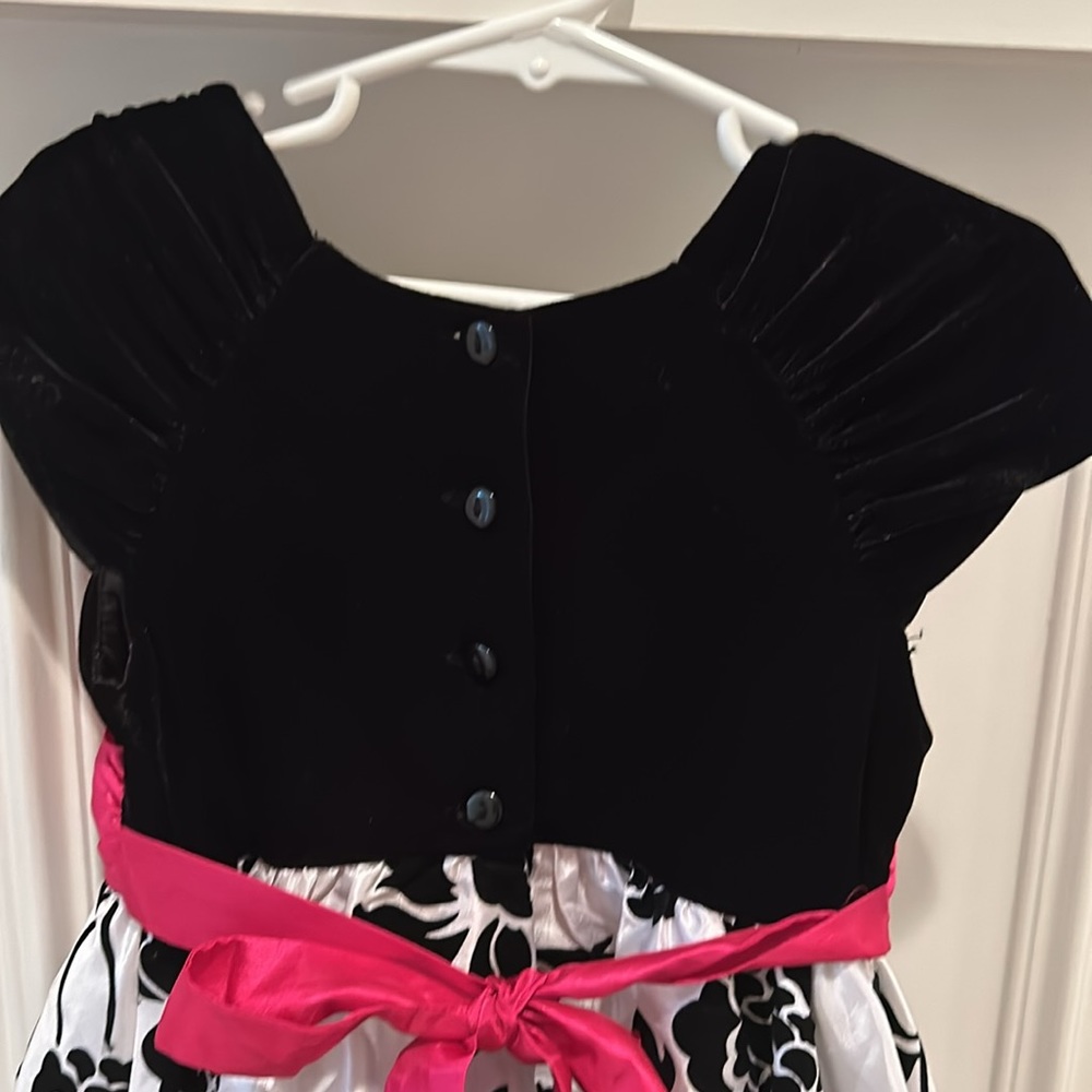 Jona Michelle girls dress, size 6. Worn once; like new. - Picture 3 of 4